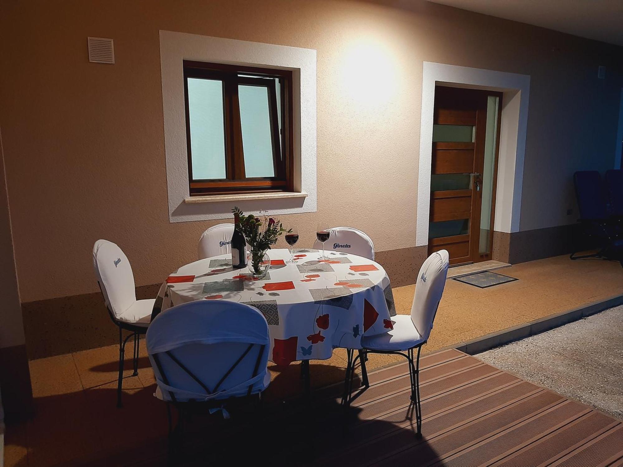 Apartman Nona 모토분 외부 사진